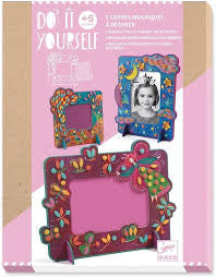 Djeco DJ07904 Do It Yourself 3 Mosiac Photo Frames Age 5+